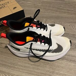 Nike Air Zoom Speed 2